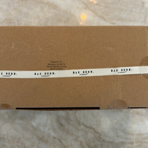 NWT Rae Dunn coin bank & mug set. Never opened, still in gift box - Picture 4 of 5